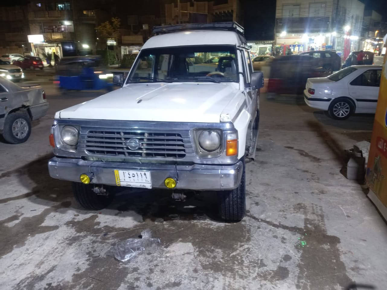 للبيع نيسان باترول موديل ١٩٩٥ رقم بغداد بسمي رقم أصفر حمل وراك امامي وخلفي صدر ٨٠ بل ميه محرك خير من الله كاز ٤ سلندر كير عادي فور ويل شغال تخم تاير جديد العنوان بغداد البياع أو حي جهاد سعر ٦٠ وبي مجال وشراي يتصل ***********
