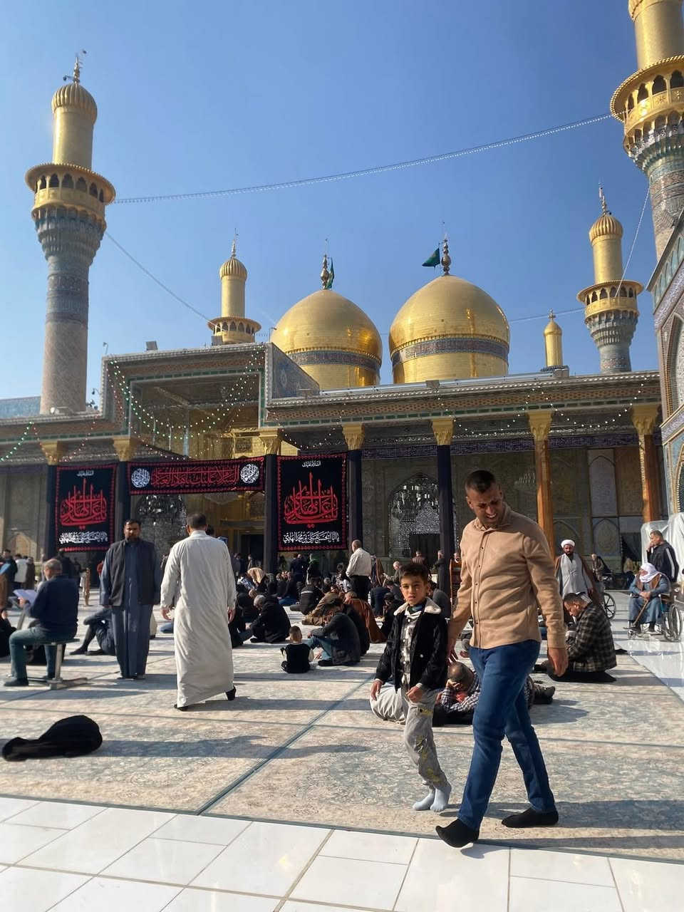 سلام عليكم ورحمة الله وبركاته ايفون ١١برو ذاكره ١٢٨ بطاريه ١٠٠ التلفون امبدل شاشه وكاله اصليه وبطاريه اصليه وضهر مكسور ٢٠٠وبي مجال بسيط
مكاني بغداد شعله


**إذا كنت صاحب هذا الإعلان وتريد حذفه لأي سبب، رجاءا أرسل رسالة إلى الدعم الفني**