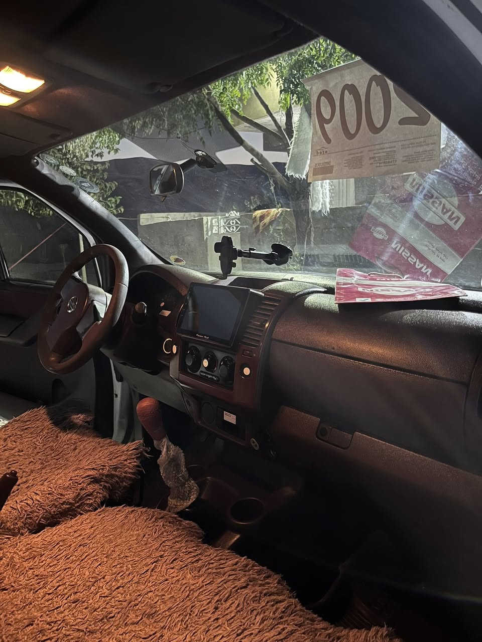 ئەم نەڤارایە بەردەستە 
مۆدێل ٢٠٠٩ 
بەس ماشاء الله ئەووێت
یەک دیینار مەسرەفی نییە مالی دۆستە 
سەیارەکە کامل بۆ یاخە وەرگەڕاوە. بۆ زانیاری زیاتر  
پەیوەندی بەم ژمارەیەوە بکەن 
سەعر 68 مەجالێکی زۆر کەم  
***********
