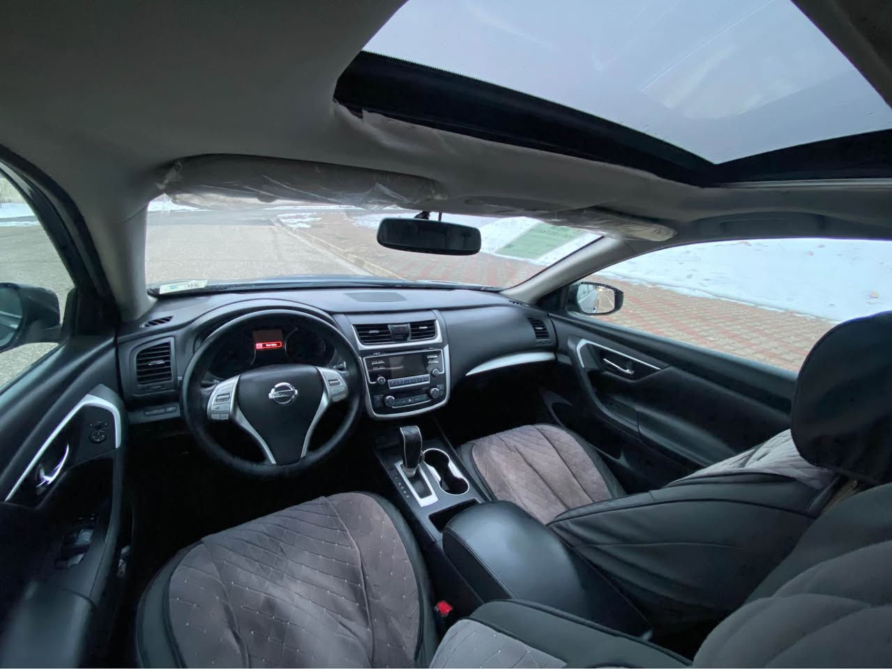 السلام عليكم
للبيع نيسان التيما موديل 2017
رقم اربيل مميز بسمي
سعر  125 ورقه بيها مجال لطيبين
رقم سنويه وفحص وهزه كلو جديد 
تحويل وكاله تريد بشرط
مكينه وكير وتبريد كله بشرط وين ماتريد افحص
محرك 2500 المرغوب اربعه سلندر
مواصفات SV فول فول 
بصمه 
ابواب بصمه 
صندوق بصمه
ردادات امامي خلفي جانبي كلو شغال
تحديد سرعه
سلايت فتحه
تبريد مركزي قطعتين
تشغيل عن بعد
شاشه وكاميرا
وبعد بيها مواصفات
سيارا بيها بابين نفر صبغ بدون دواخل بجم خلف كبس شرط رقم شاصي موجود مع صور شوف حادثها يطلع 
ارباكات ما طاك كله سليمه 
سيارا احلى من صور سيارا نظيفه ما بيها مصرف
حجر كزوز بشرط
هاتف اسيا ***********
هاتف كورك *********** واتساب
هاتف كورك *********** واتساب
عنوان سياره قضاء عقرة بعيده عن اربيل وموصل ساعه دهوك, العراق
