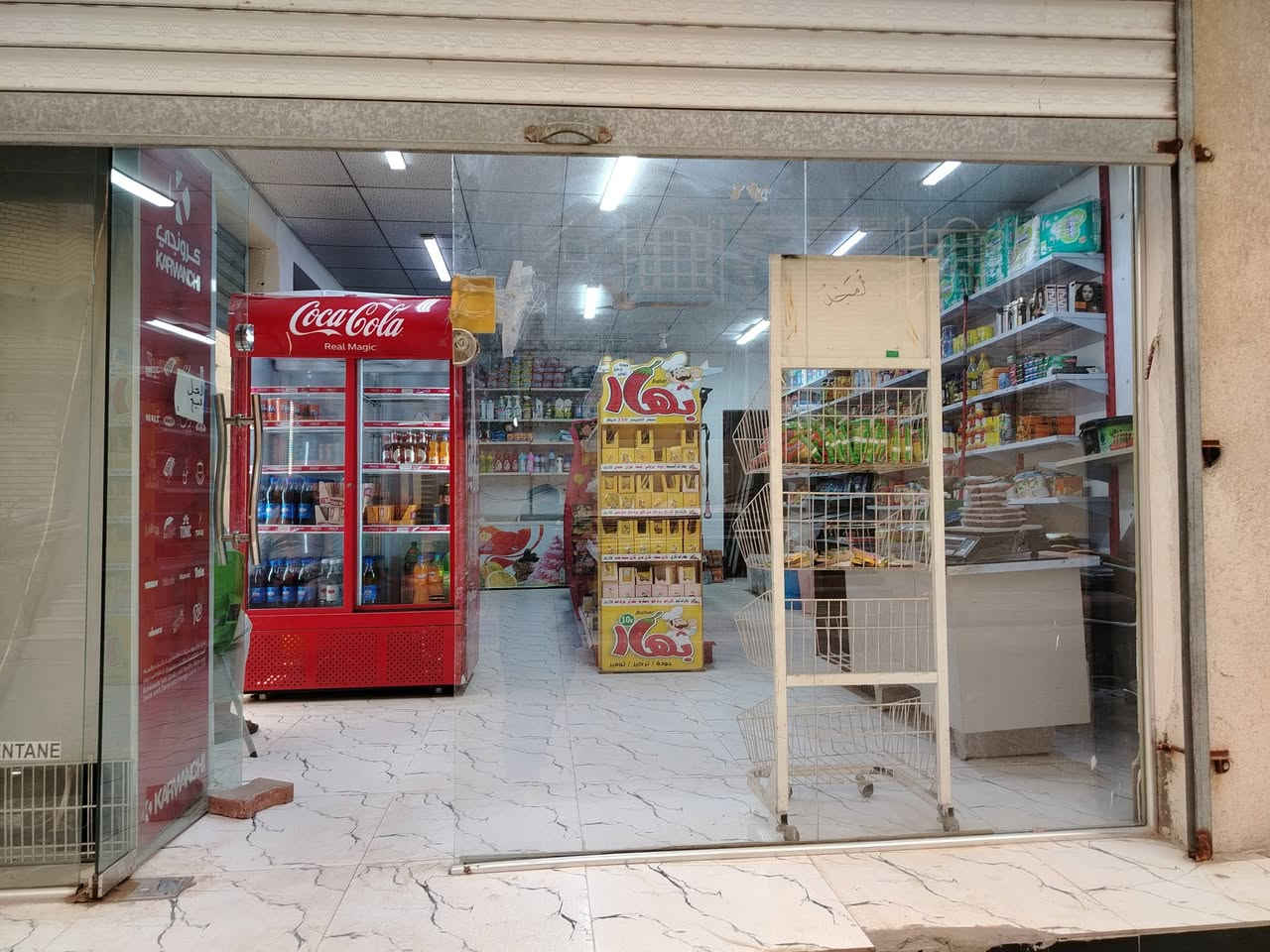 السلام عليكم أسواق للبيع *********** باقي التفاصيل على هذه الرقم غير متواجد في الفيس
