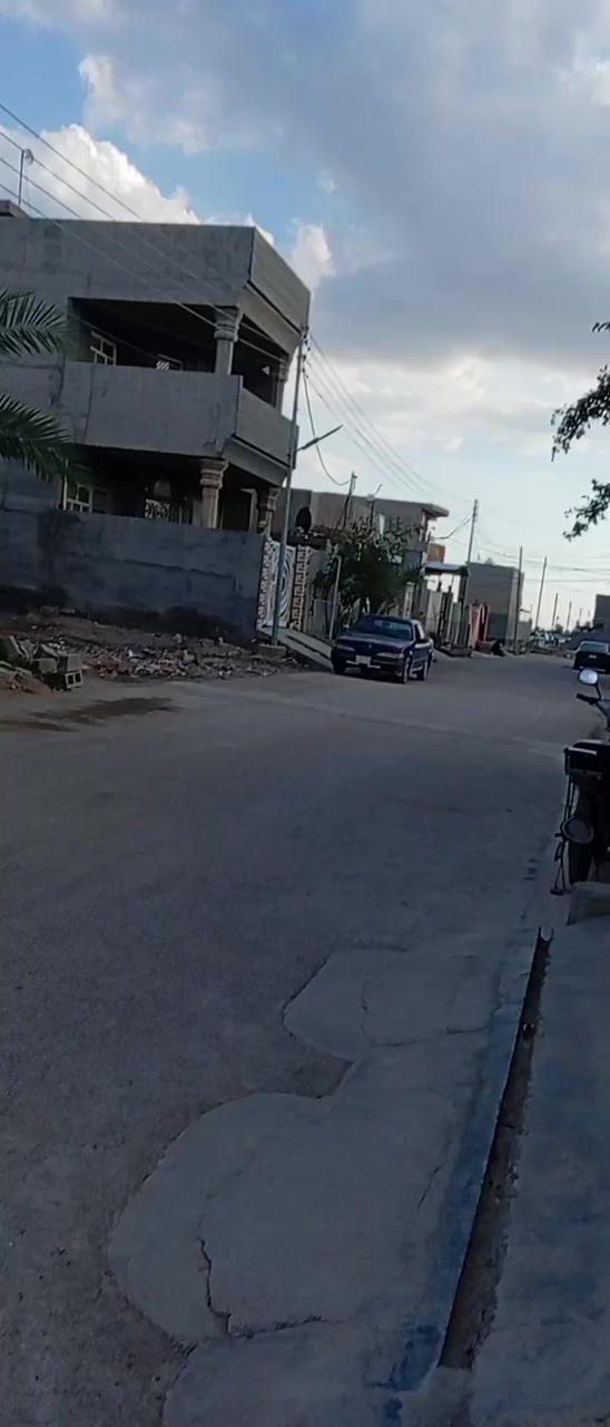 اسلام عليكم.
نامه امتاز مديل 23
كلك كلك كلك 
دراجه خير من الله اي نقص ماكو 
محرك فول شلعه شك الكاع 
معمره بل جديد 
مكاني ديالى هبهب 
سعر 375 بي مجال بصيط 
***********
