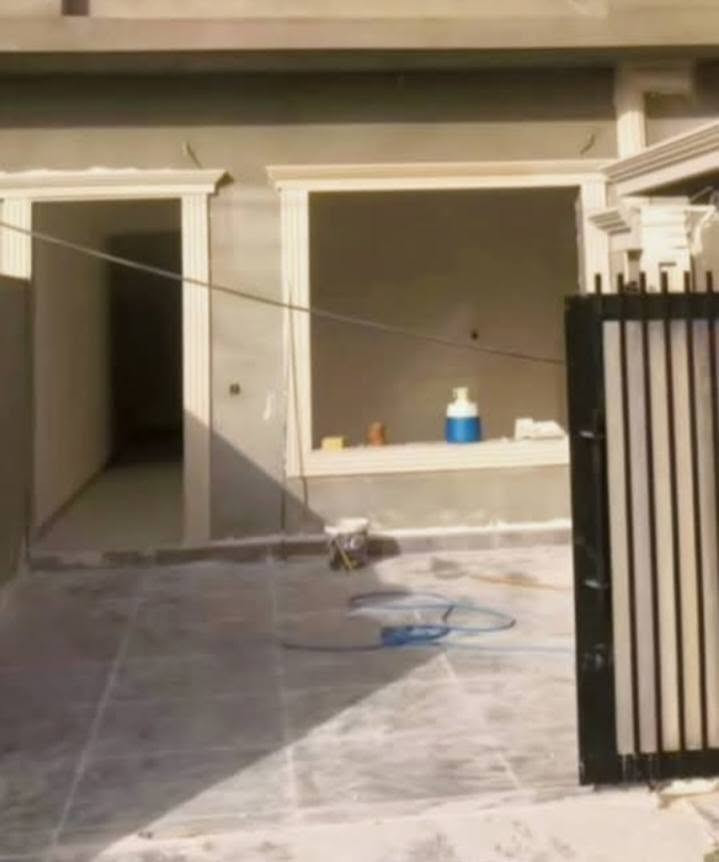 سلام عليكم
خلفه لبخ طلس صبغ واجهيات ***********
