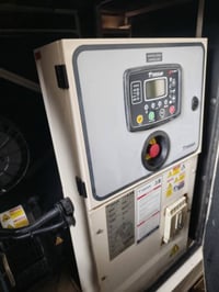 مولد تكسان كاتم محرك دايو ورأس توليد فرنسي النضافه 95 % 45 كي في  ساعا...