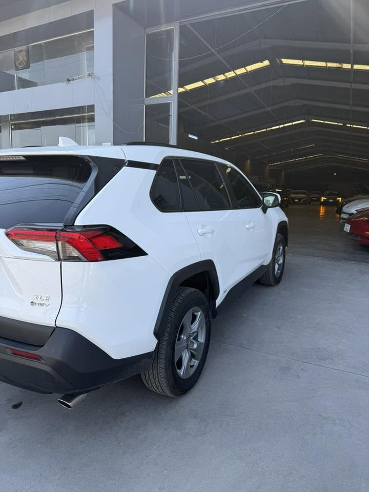 ‏🚗 2025 TOYOTA RAV4 XLE

🛠️ الضرر: موضح في الصور
📏 عداد المسافة: 9000 الف مايل (فعلي)
📋 حالة السيارة: تشتغل (Run and Drive)
🔧 حجم المحرك: 2.5 – 4 سلندر (هايبرد)
🔍 رقم الشاصي: 4T3RWRFV6SU174831

📍 موقع السياره : اربيل مدينه المعارض
للستفسار الاتصال  7805196180
