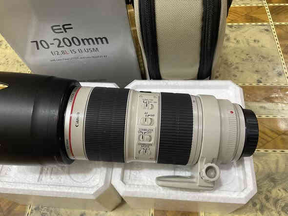 عدسه كانون 70-200 دبل استبلايزر 
الاصدار الثاني نظافه 98‎%‎ اخت الجديد 
السعر مليون و 400 الف
مكاني بابل 
***********
