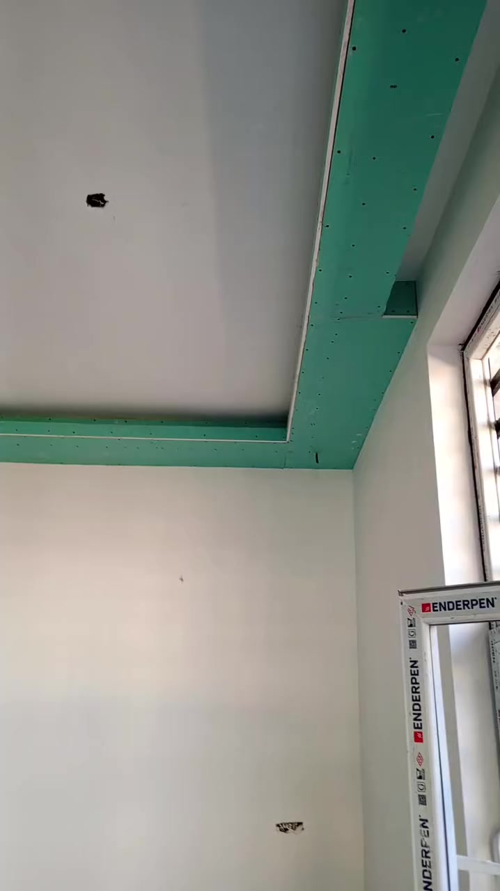 سلام عليكم متابعينا الكرام جانب من اعمالنه عرض خاص سعر متر الجبس كرسته وعمل 20الف بابل لتواصل ***********
