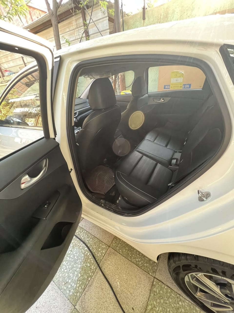 كيا k3  2024 تجميع صيني سيارة فول مواصفات
ماشية 36000  كيلو
البصرة المعقل
***********
