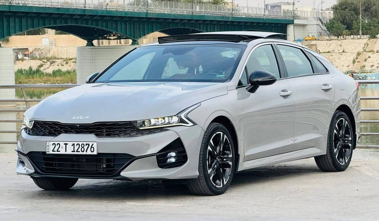 السلام عليكم K5 جيتي لاين فول بنوراما كشن السائق كهرباء داخل احمر شاشه كبيره فول تحكم ستيرن نقطه عمياء قياده ذاتيه ضغط اطارات بلشاشه موديل 2023 ماشيه 46 ألف ميل حادثها كما موضح بنيد مبدل وجاملغ مصبوغ وبارد بلباب الي عكس السايق وبيها صفحه السايق كلير ب امريكا جديده كلش كل نقص مابيها سعرها ب 163 وبيها مجال مكلف بلنشر للاستفسار اكثر الاتصال بلرقم :***********
