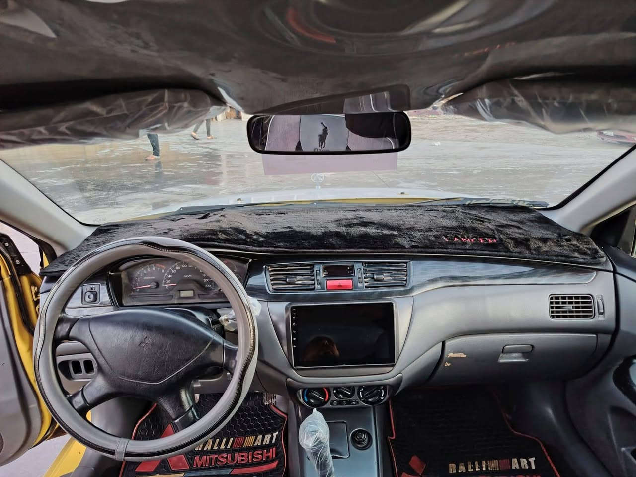 لانسر ٢٠٠٩ بغداد رقم جديد خط جوال مكفولة من كير ومحرك وصدر وكهربائيات وتحويل بشرط ديالى كنعان اتصل على،،،،،،،،،، *********** ديالى كنعان السعر ٦٩ وبيهةمجال أخوان مكلف بالنشر رقم صاحب السيارة موجود وتصل عليه
