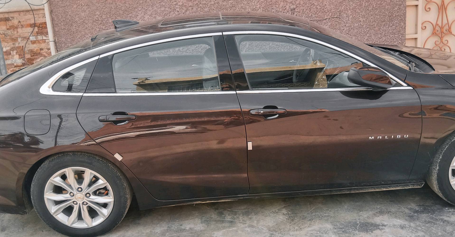 للبيع ماليبو موديل ٢٠٢١ رقم سليمانيه حادث فقط بنيد ماشيه ٨٦ ميل مواصفات lt لون ماروني. سنويه ل٢٨ وكاله بأسمي مكينه ١٥٠٠ توربو 