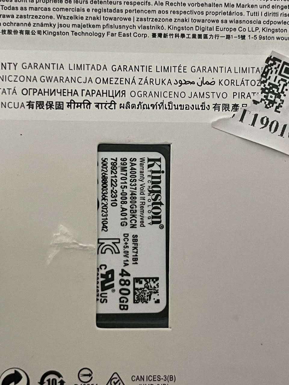 هارد SSD داخلي نص تيرا جديد غير مستخدم السعر 40 مع التوصيل


**إذا كنت صاحب هذا الإعلان وتريد حذفه لأي سبب، رجاءا أرسل رسالة إلى الدعم الفني**