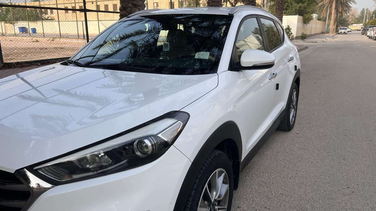 توسان ٢٠١٨ خليجي مكفول
السعر ١٨٨ ورقة

توسان ٢٠١٨ خليجي مكفول من الحادث 

رقم بغداد مميز33488 

ماشية ٩٢ الف كيلومتر

محرك ٢٠٠٠ دوش

بيها منظومة غاز اقتصادية جداً كل ٣٥٠ كيلومتر تفويلتها ٩ آلاف دينار

شاشة أندرويد

إشارة بالمري ومرايا شفط 

كامرة تسجيل فديو

حساسة رجوع وكامرة

كراسي جلد وعليهن كفر قماش نفس اللون

مكان السيارة كربلاء

***********
