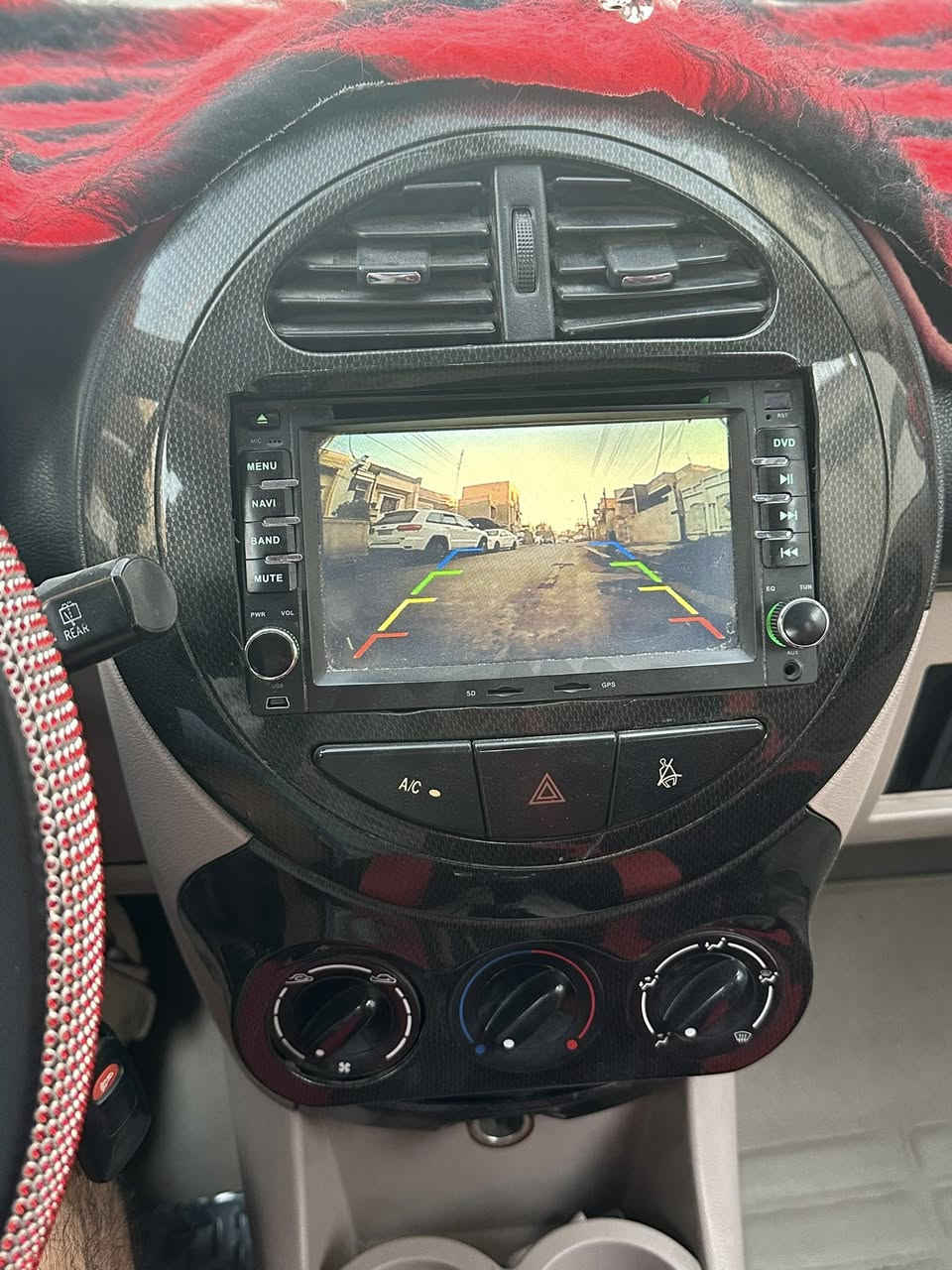 [سلام عليكم ]
🍓 ‏جيلي باندا 2013🐼
🍓بسمي رقمه بغداد الدولي 🇮🇶
🍓السعر/٤٧ وبيه مجال $
🍓ماشيه/80 الف
🍓الكير ‏أوتوماتيك 
🍓 
🍓تبريد شغل حلو ❄️
🍓بغداد السيديه!
🍓 ‏ملاحظة/ ‏دشبول بي كسر بسبب الشمس ***********
