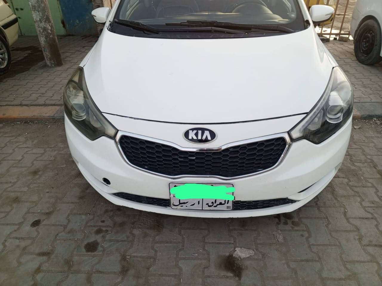 سلام عليكم
للبيع او مراوس سيراتو 13 خليجي 

فول واحد على واحد كامل مواصفاتها بصمه سلايت كشنات تدفه تبريد داخل مشمشي 
وبعد مواصفاته

مكينه جديده 1600 

كير جديد شفتات شغاله 

حداديه جديده سياره شرط شغل وتطلع وين يعجبك 

  السياره بيهه عرقجين مبدل ابيع قماره مبدله 

رقم اربيل بأسم شركه 

وكاله جاهزة تحويل جاهز 

السعر 88 وبيه مجال قليل اقساط مابيع اعتذر


**إذا كنت صاحب هذا الإعلان وتريد حذفه لأي سبب، رجاءا أرسل رسالة إلى الدعم الفني**