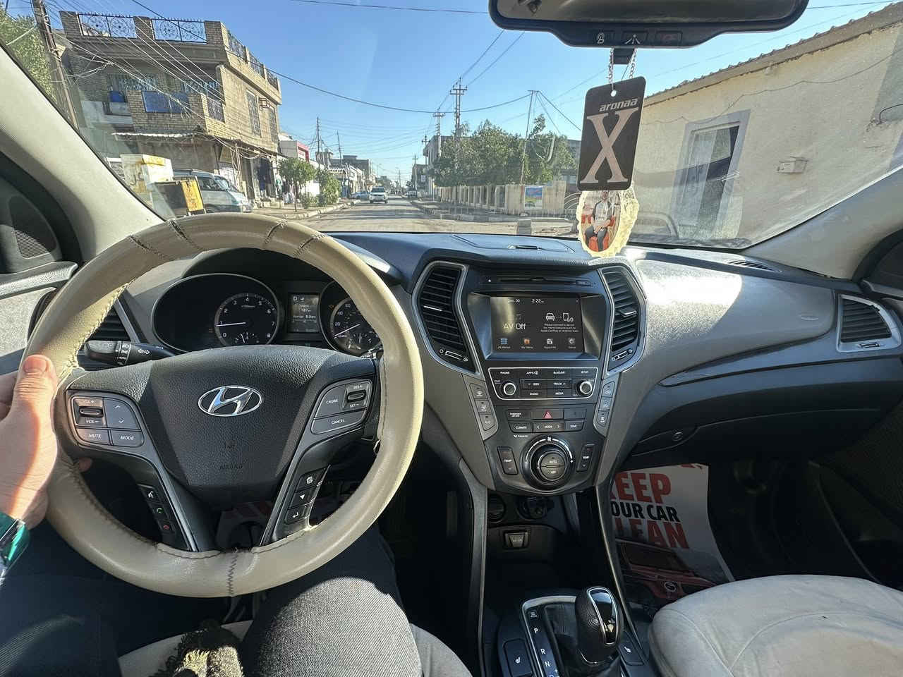 سنتافية گراند 2017 وارد امريكي ضرر قليل كلش بدون دواخل مواصفات كامرة خلفية 

شاشة كبيرة+ شاشة اعطال

مانع نزلاق + مانع نحدار 

ثلاث وضعيات قيادة 

سبعة راكب 

ستة سلندر 

فول تحكم ستيرن

ثلاث قطع تبريد

سايد بريك بل رجل

كشن كهرباء

بجم زنون بلادي + حاجب نهاري بعد بيهة مواصفات

السعر 158 بيها مجال ***********
