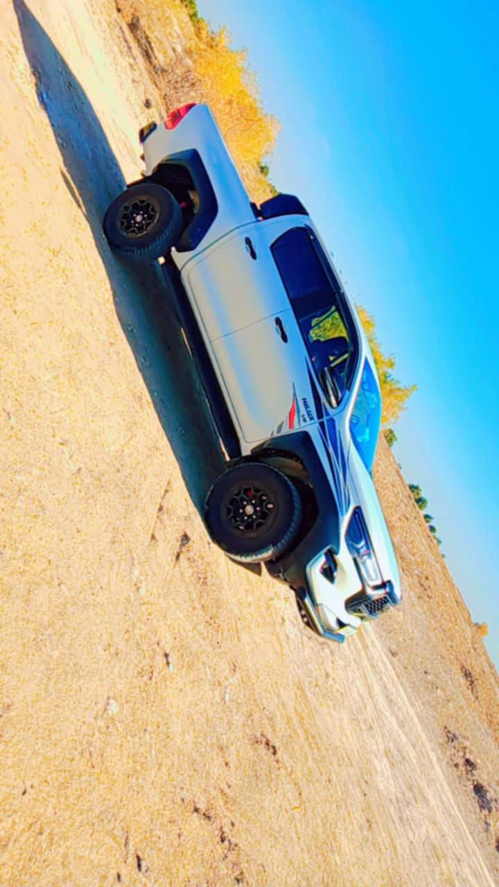 هيلوكس GR موديل 2024 سعودي مكفوله كفاله عامه ماشيه 33الف
هذا رقم الهاتف ***********
