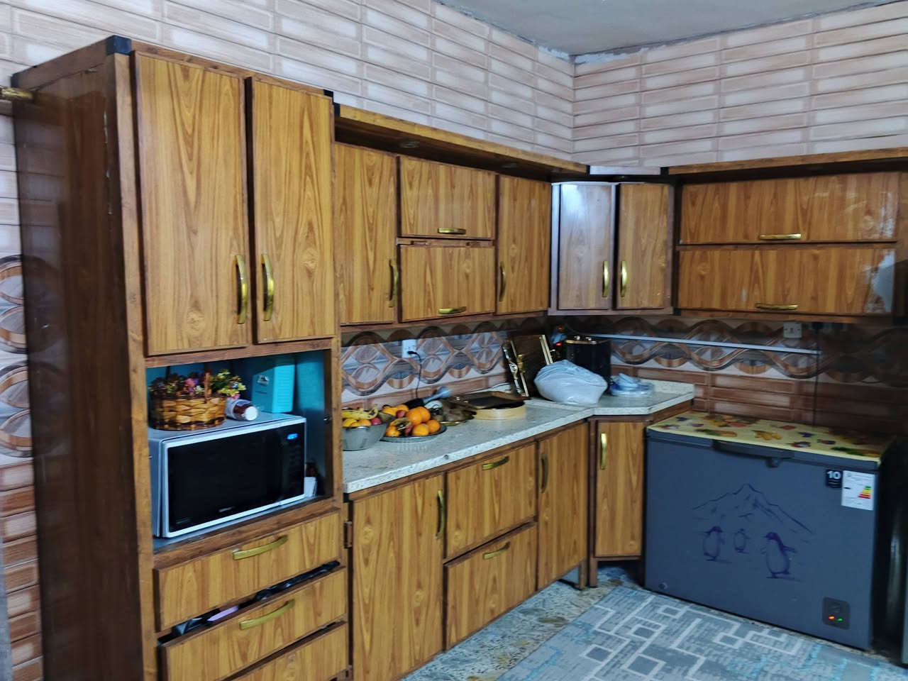 كامنتر للبيع الاستفسار على الخاص او واتساب *********** بغداد شهداء البياع
