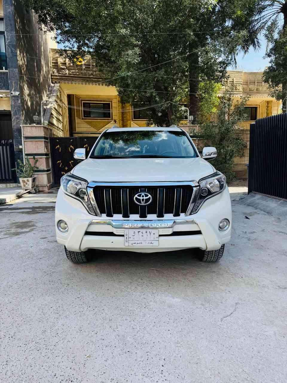 السلام عليكم
برادو موديل 2014 فول
لون ابيض صدفي 
TXL
ماشيه 119حقيقي 
بيه صبغ جنح الصندوق الايمن 
على كد شبربل صندوق
رقم بغداد
سونار مرفق بالصور
سعره 297$
مكانه بغدادزيونه
للاتصال *********** بغداد, العراق
