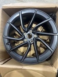 متوفره جميع وياله TESLA بانواعها شركة evparts اصليه وكاله موقعنا بغداد...