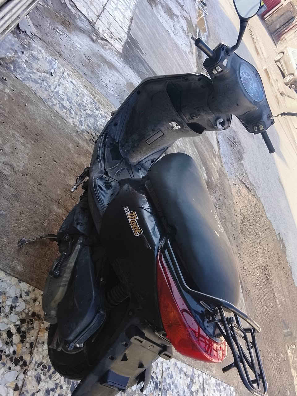 بريز لايت عالي كابرتير مختمه  ختم واحد كله شغاله اي نقص مابيه نضافه فول دراجه جديدة لوك السعر ٦٥٠ بغداد المشتل ***********
