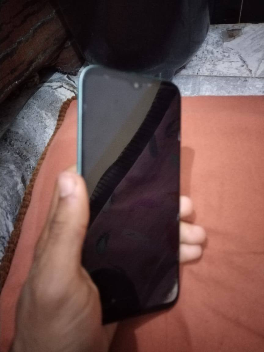 السلام عليكم هونر x 6c ذاكره 128 مكفول حته من شخط السعر 145 وبي مجال بسيط للاستفسار *********** مستخدم شهر واحد بس ستخدم شخصي وكامل هوه وملحقاته
