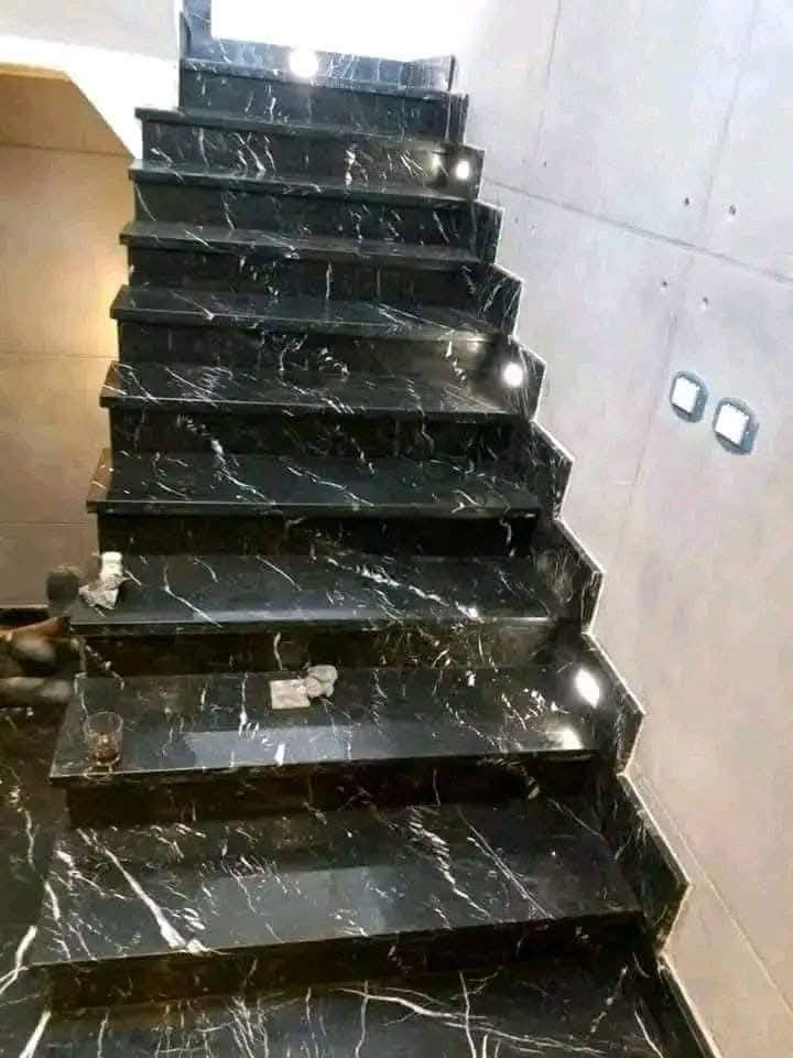 سلام عليكم خلفه سرميك مصري درجة اول جميع انواع السرميك مرمر وكاشي رقم واتس ***********
