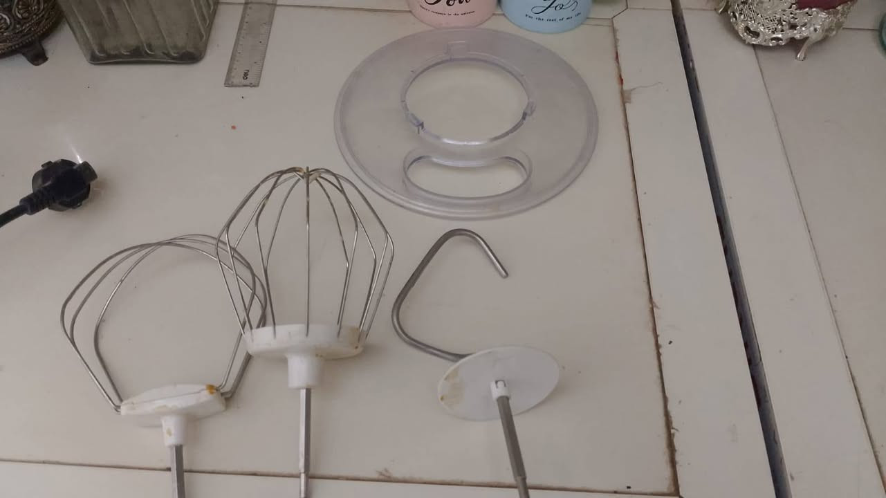 عجانه ماركة نوال 4 لتر سعرها 75 وبيها مجال


**إذا كنت صاحب هذا الإعلان وتريد حذفه لأي سبب، رجاءا أرسل رسالة إلى الدعم الفني**