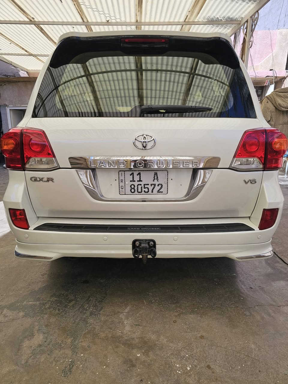 رمضان كريم الي يدور سعر مناسب وصلت لاندكروز بريم موديل 2012 فول محرك كير كفاله رقم  شرط التحويل السعر 330 بي مجال الشراي يتصل ***********
