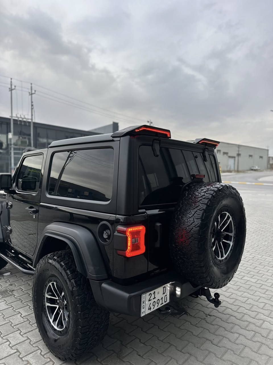 سلام عليكم
جيب رانگلر 2023🇺🇸🇺🇸

السيارة بدون صبغ بدون تبديل بدون ايرباك 

مكان السيارة سليمانية 

محرك ٦ سلندر

مواصفات ويلز 
شاشة جبيرة 
كاميرا 
تشغيل عن بعد 
بصمة 
گيج الكتروني 
تبريد قطعتين 
نظام AUX ١٢٣٤
لايتات ليد 
بگلايت ليد 
امراية هيتر 
جنح خلفي ليد 
اطفاء ذاتي
سقف متحرك 
جام كارباء
فور ويل   
دوسه TYGERحديد 
 ماشية ٣٦ ميل

السيارة مرفوعة بغراض شركة 
تخم تاير حجم ٣٥ جديدوكالة 
تخم ويالة 392رانگلر بلاد شركة  

السيارة كلش جديدة و حلوة بلواقع هم 
كير و مكينة كله مكفول بدون اي عطل 

سعرة ٢٦٥$ بي مجال

رقمي ***********
