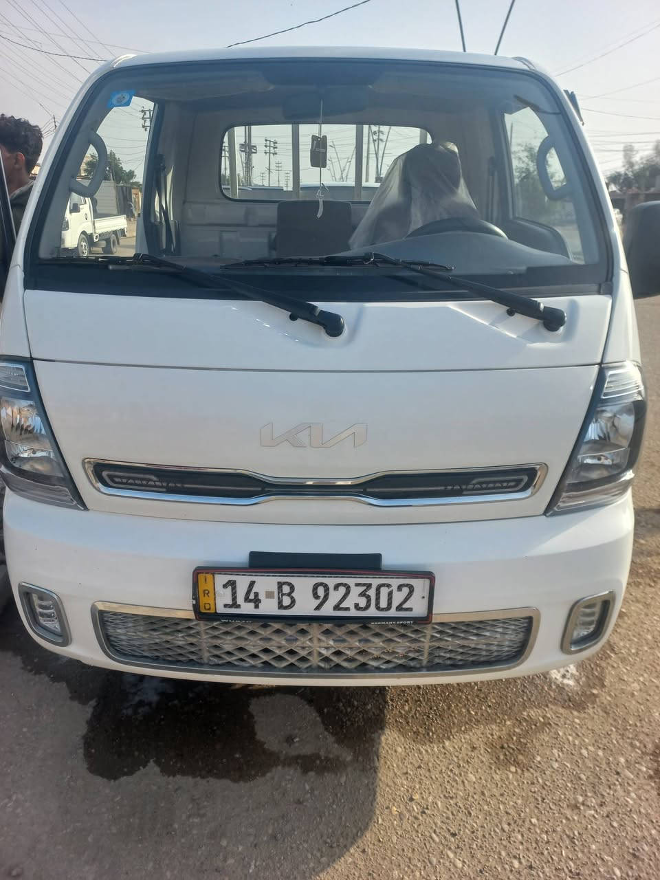 السلام عليكم  للبيع 2025 سياره جديده كفاله عامه شرط الفحص ماشيه 29 رقم بصره السعر 165 وبيها مجال رقم تليفون ***********
