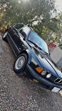 للبيع BMW موديل 94 رقم بغداد بأسمي لون زيتوني غرفه جديده  دبل جكمجة دب...