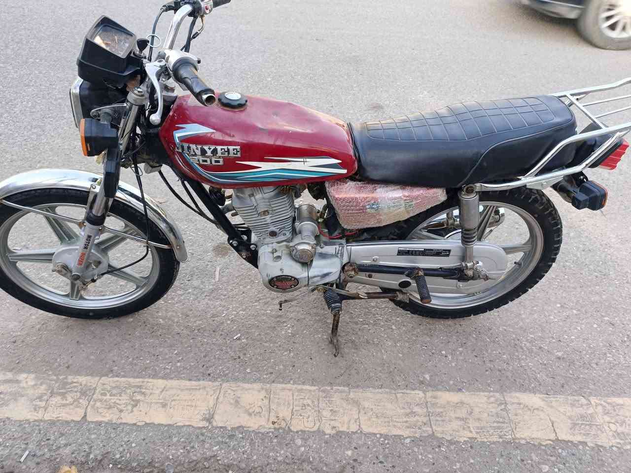 سلام عليكم دراجه جني عدل للبيع السعر 350بي مجال شي قليل  دراجه نقص بس اوراق ضايعه اكفلك من سرقه مو شراي ليتعبني مكان ديالى بعقوبه بهرز رقم استفسار ***********
