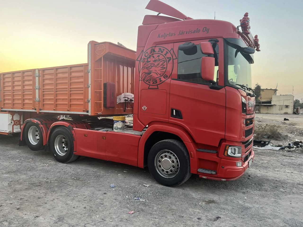 السلام عليكم البيع سكانه موديل 2019 مربوطه قلاب
***********
