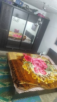 للبيع • نظيفه • غرف نوم