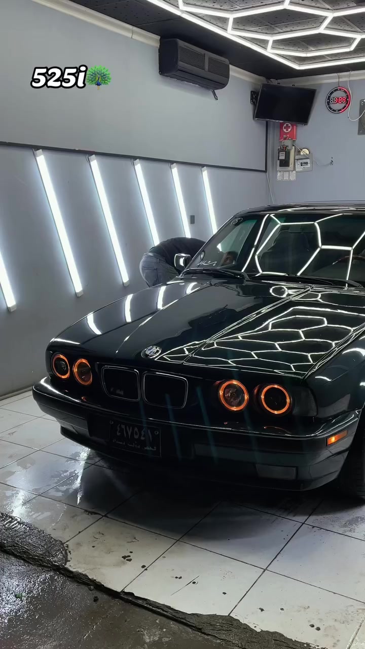 BMW 525i 1993 (full)
ماشەڵا لە ماڵی هەموولایک📦🇩🇪💚
bmw 525 1993 full
سەیارەکە زۆر زۆر پاک ماوەتەوە کامل بۆیاخە لەسەر ساغی ناووی لە دەرەوەی جوان تر کووشن و بەرگە درگاو داژبڵی درزی پێووە نییە سەیارەکە تازە پۆڵیش و قەڵەم کاری کراوە ئاڕمی هەوولێرە مواسەفاتی (تەبرید سارد&گەرم& ئۆتۆماتیک&سڵاید&سڵاید ئۆوتۆ&٤ جام کارەبا&جام ئۆوتۆ& پەردە& دووگمەی S& بەفر❄️ مەزبووتە& دەبڵ چەکمەجە& لایت ئەڵقەی زەرد&ئیشارەت سپی&جڵد&فۆڕیکا) تازە تاقم لایتی پێش و دوای بۆ گۆڕدراوە تاقمێ وویلی ئەلپینای ١٨ دوو سایزی لە ژێرە تازە دەبڵ و سەرە دەبڵی دواوەی بۆ گۆڕاوە پلاک و قایشی تازە بۆ گۆڕدراوە ڕۆنی هایدرۆلیک و سیوەیلی ئەکسلی تازە بۆ گۆڕدراوە سەیارەکە ینی دەس خۆمە سەیارەی مەعرەز نییە تێر مەسرەفە کێ ویستی لە خزمەتیام
0770 108 5741 wats app
تەفاسلی کاملم داوە مووشتەریت ئەتخەمە سەر چاووم مشتەریش نیت نە سەری من بیەشێنە نە خۆت لەگەڵ ڕێزم💚🇩🇪.
