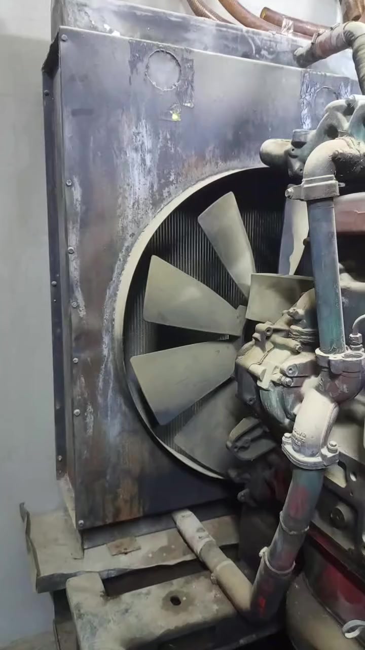 سلام عليك مولدة فالفو D16 للبيع توليد 800kv
رقم موبايل ***********
***********
