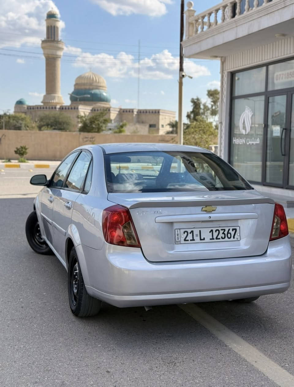 للبيع اوبترا موديل 2007 رقم سليمانيه بسمي سنويه رقم جديد سياره شرط التحويل لون سلفر سياره ضررها فقط صفحه السكن بيها صبغ بدون دواخل محرك كير بشرط سياره جاهزه تخم تاير جديد صدر جديد. تبريد تدفئه بشرط محرك كير بشرط لا صرف ولا بخار السعر 65 مكان السياره بدوز وشراي يتصل على الأرقام (***********)    (‭0772 891 8915‬)
