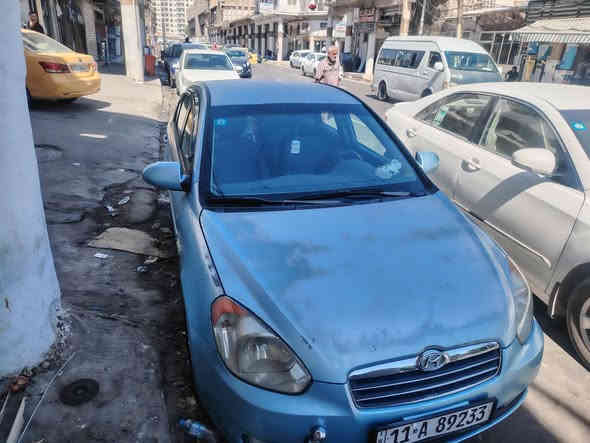 السلام عليكم شباب من رخصت الادمن عندي اكسنت 2010 وارد خليجي ماشيه 218 كم وقابل للزياده السيارة نظيفه واستعمال بيت وعلى أيدي بيه ملاحظات بسيطه مكاني منطقة العلاوي قرب سينما بغداد السعر ٧٨ ولجايني ماقصر وياه ورقمي *********** ابو أمير
