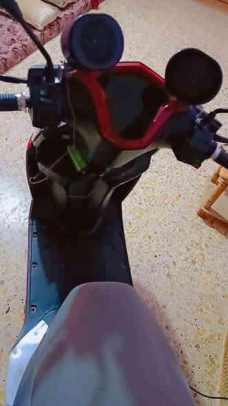 دراجه سكنس لبيع  موديل 2024 6 بطاريات علـّۓ  الفحص يقرن 10 10 ونص كهربايات كلها شغاله ترهم بيع او مراوس تواصل علئ الرقم وتساب *********** ول نتصال خظ ***********
