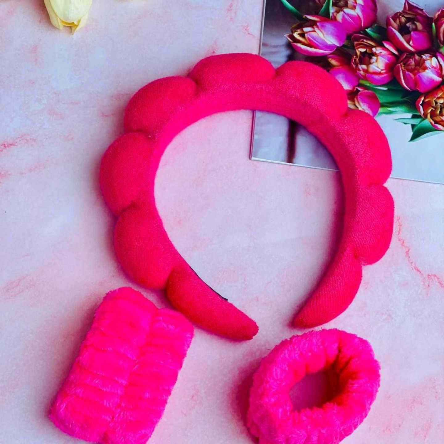 رجع توفرررررر 😍❤️

🌸✨ دلّلي نفسج✨🌸

سيت للعناية 😊 طوق + معاصم 😊
جربـي طوق الشعر ومعاصم اليدين 😍😍 المخصصات للعناية بالبشرة 💆‍♀️💖
طوق يبعد الشعر عن الوجه  
والمعاصم تمنع نزول الماء
وللتمكني بروتين عناية فاخرة 😍🛁🪞

📦 متوفرين بجودة عالية وتصاميم كيوت!
خلي عنايتج بنفسج متكاملة ومن دون تعب 😍 
متوفر ب 6 الوان 🩶🤍🩷🩵💜❤️

#الاصلي 💯✔️

🚘 يوجد خدمة توصيل لجميع محافظات العراق ٤ الاف
#قناة_هاشتاك_انستا_على_التليجرام_qigs7 #اكسبلور_2020# #الاصلي_100 #اكسبلورر_2021 #دعم #تفاعل #لايكات#كومنت 🚘


**إذا كنت صاحب هذا الإعلان وتريد حذفه لأي سبب، رجاءا أرسل رسالة إلى الدعم الفني**