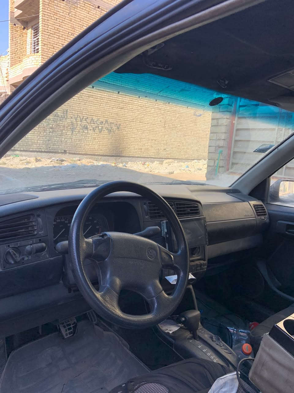 السلام عليكم شباب
عندي كولف فنتو مكينه 2000
نوزل السيارة بيهه مكينه كايمة الكير شرط بالجيس بعده
كهربائيات لا جطل ولا شي  شرط تبريد ثلج ❄️
ويرادلهه شوي ترتيبات للغرفة مالتهه دوشمة والسقف 
سيارة شوفت العين لا غاسلهه ولا شي بس كشرهه زين حلو امانه الله السيارة رقمهه بغداد راعيهه موجود يريد تحويل 
اني اكفلك التحويل السيارة عليهه غرامة 650 توكع من السعر 
رايدهه السيارة ب 30 
مكاني بغداد بيتي بالبلديات واتواجد بجميلة 

 الاسيا فقط واتساب ***********
الاثير يشتغل واتساب واتصاال ***********
