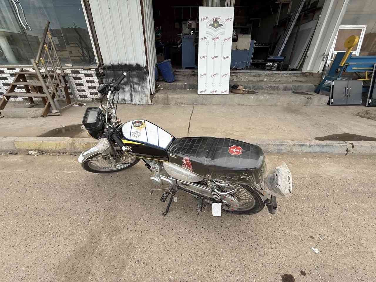 سلام عليكم دراجه تايكر سونك ٢٤
شلعه معدل دراجه خير من الله نقصه بس سيبايه 

مكان عزيزيه للستفسار 

السعر ٥٠٠ 
 
***********
