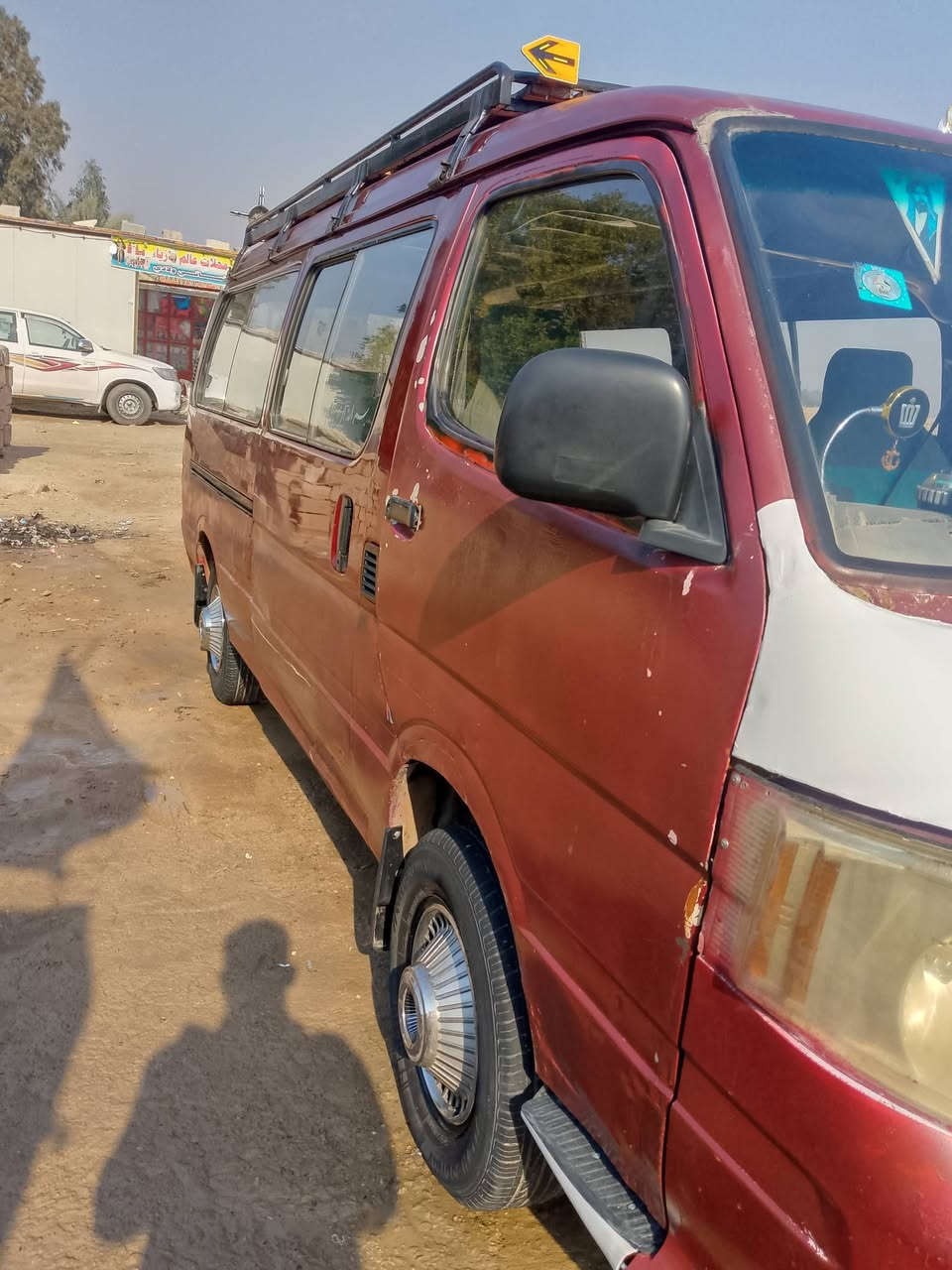 السلام عليكم فتون موديل10السيارة خير من الله مكينة بلادي مكاني بغداد السعر 45 وهاذ رقمي ***********
