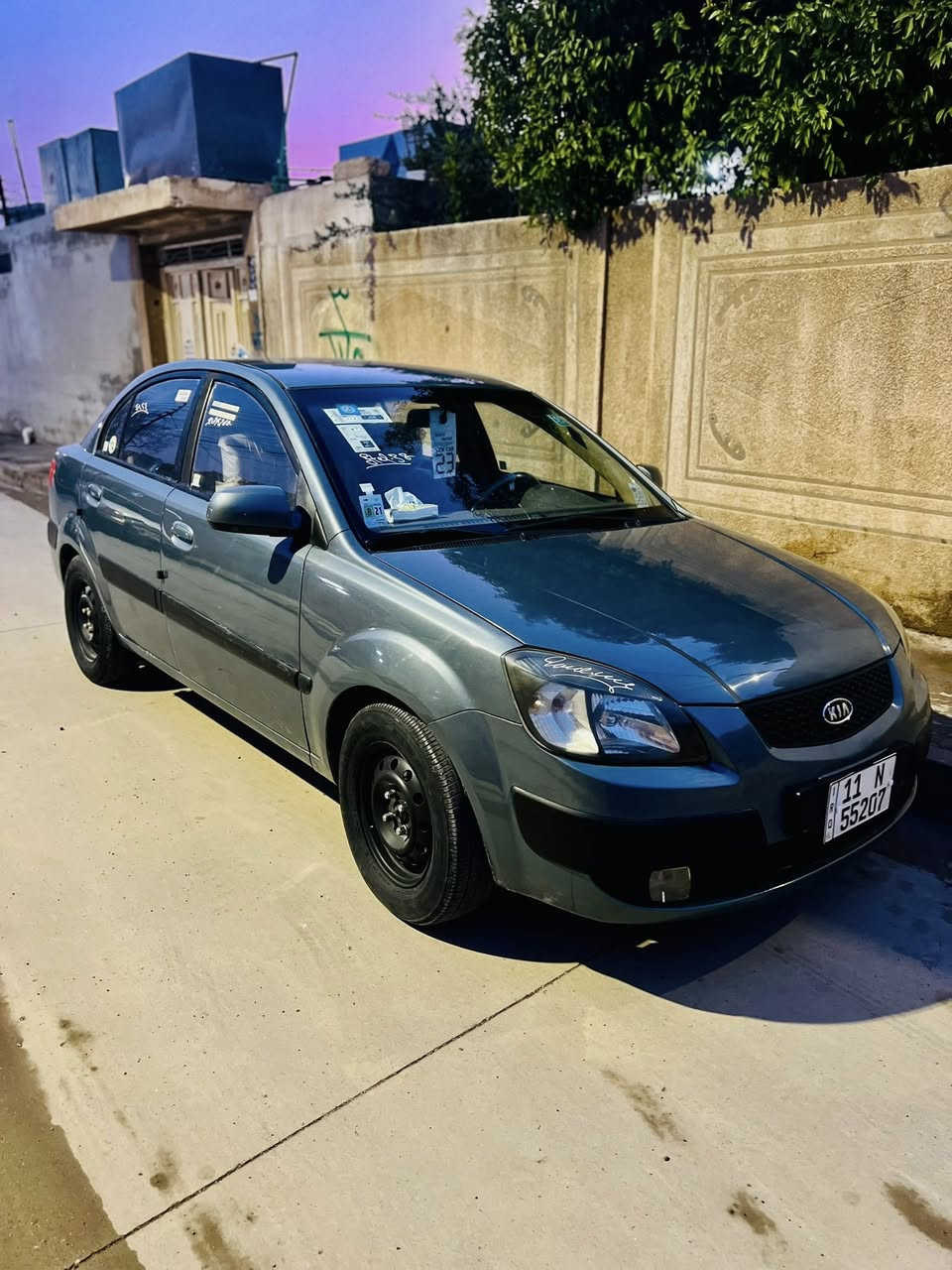 السلام عليكم ✋
كيا ريو وارد كوري فول توماتيك💯 
موديل 2008💯
رقم بغداد  اوربي انكليزي وتحول بل موصل  👋 شرط التحويل 🚦 
سنويه وهزه جديده 👋 

محرك 16 المرغوب محرك وكير شرط 👋 
تبريد ثلج 🥶 تدفئة 
طخم تاير امامي خلفي جديد 👋 

📢 السياره بدون ظرر بس جماليه فقط وشرط وكدام العين👀 
🛑#السعر83$💸وبيها مجال 
#العنوان #الموصل #موصل_الايمن 
رقم الهاتف ***********
