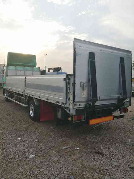 سلام عليكم هينو شيطان للبيع موديل 23 دخول جديد مكينه 80 سوبر طول سبعه وربع شاصي عريض محسن عنوان واسط الصويرة ***********
