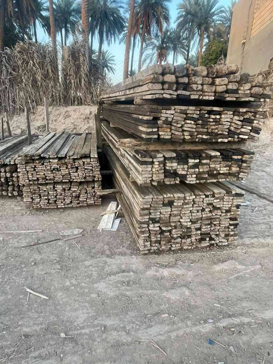 قالب خشب روسي تارس 25العدد 10مكاعب ونص بسعر مناسب العنوان بابل ***********
