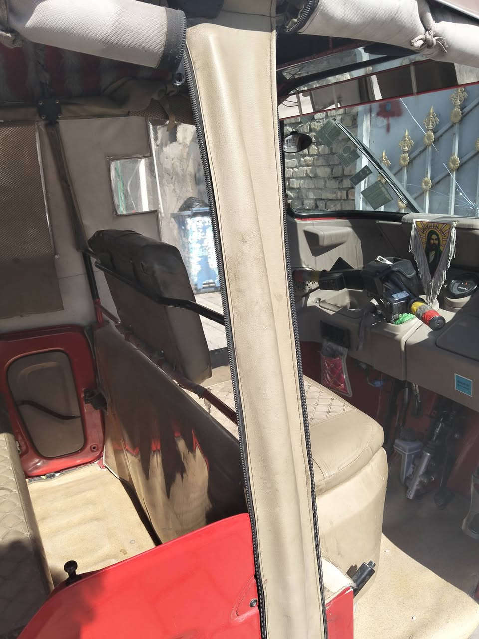 تكتك للبيع مديل 22 رقم كفاله ماعدا شبر بارد وكم شخط تكتك بسمي تحويل يوم الثاني السعر 10بيه مجال بسيط اللاستفسار تصال ***********
