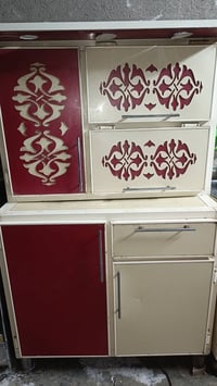 كاونتر ١م • نضيف • خزائن