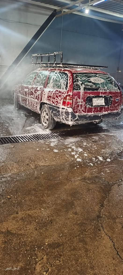 فورد مونديو
كير محرك شرط 
باتري جديد 
رقم نينوى الماني 
شاشة اندرويد وكامرة 
سعر 25 $  وبيها مجال 
اتصل وتدلل 
***********
***********
